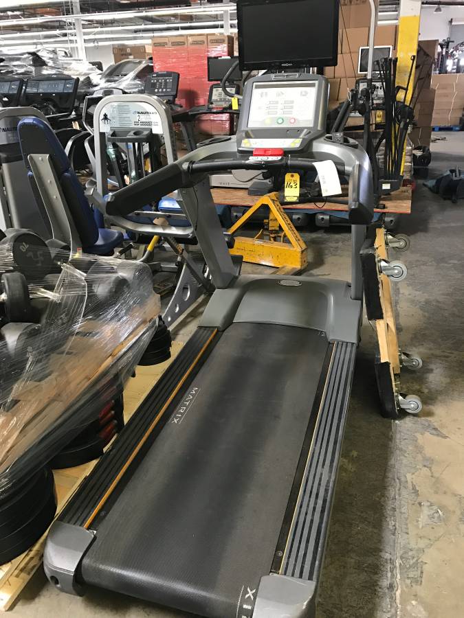 Matrix T3xi Treadmill with TV Matrix T3xi Treadmill with TV