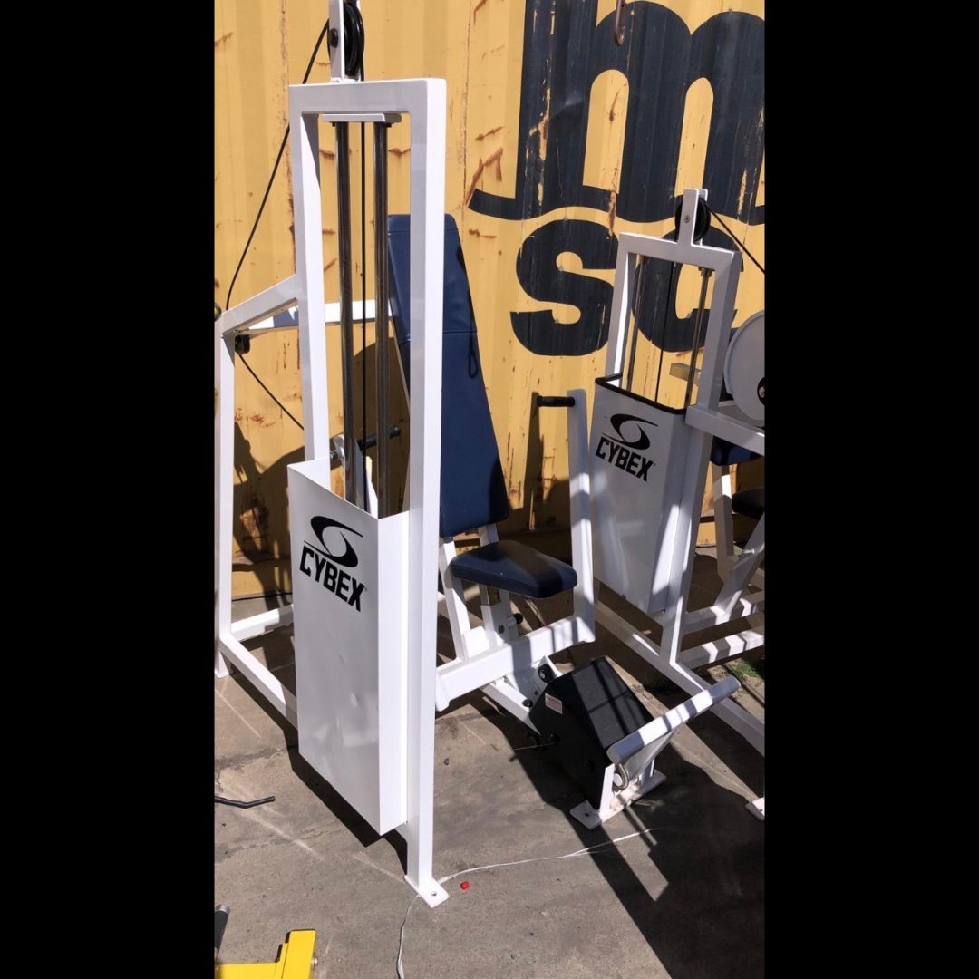 Cybex classic best sale lat pulldown