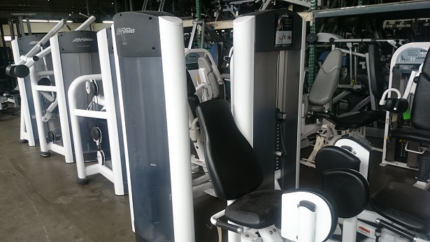 Life Fitness Signature Strength White 3