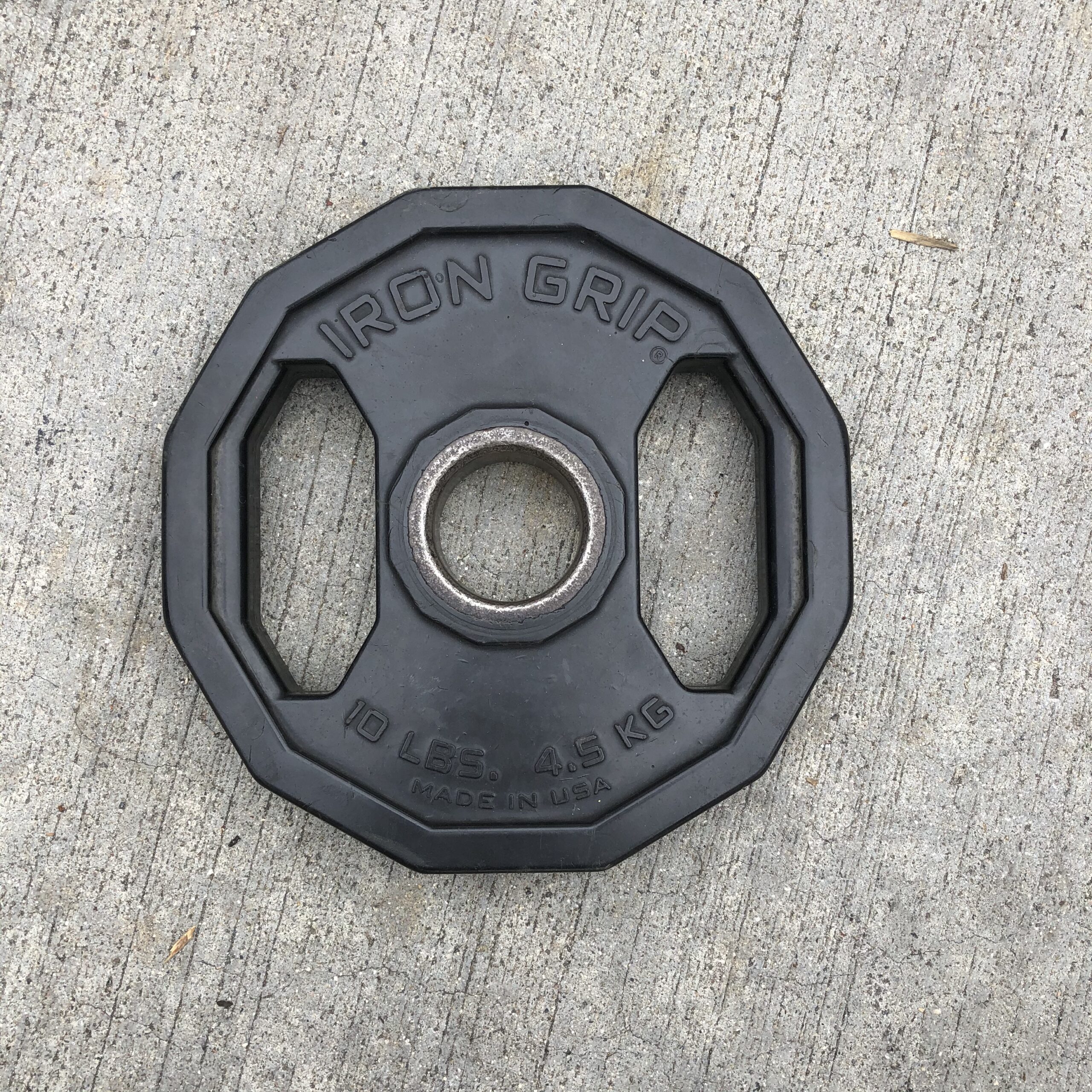 1 Diameter Hole - Iron Grip Rubber Plates (USED) - Primo Fitness