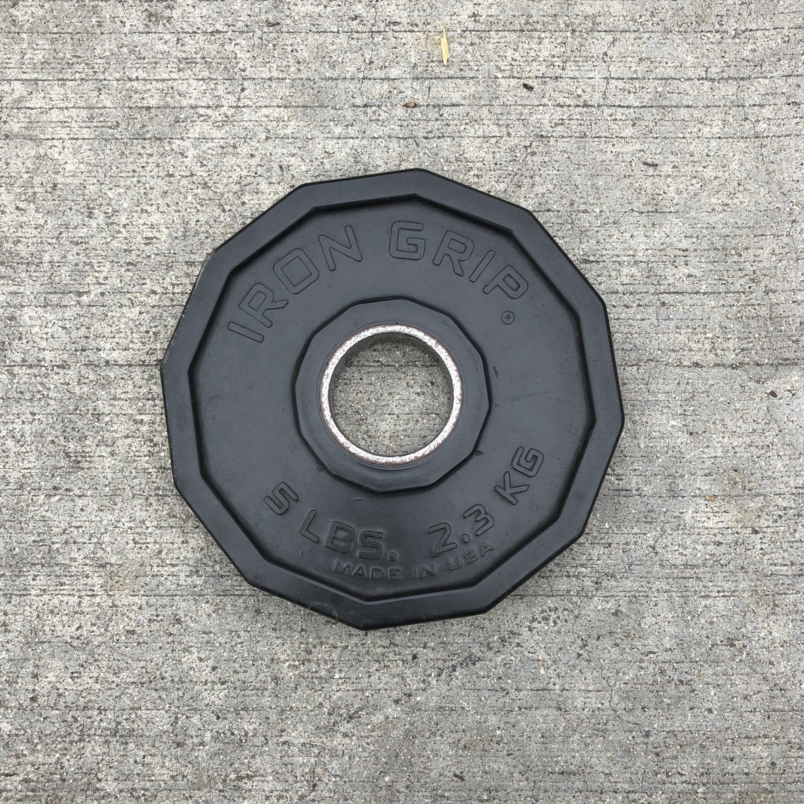 1 Diameter Hole - Iron Grip Rubber Plates (USED) - Primo Fitness